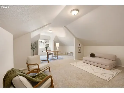 7435 SW 49th Court Portland OR 97219