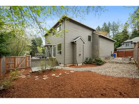 7435 SW 49th Court Portland OR 97219