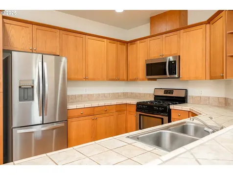 1113 W Powell Boulevard Gresham OR 97030