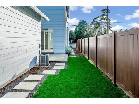 1113 W Powell Boulevard Gresham OR 97030