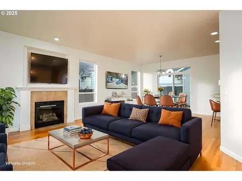1113 W Powell Boulevard Gresham OR 97030