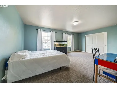 33800 NE Erin Drive Scappoose OR 97056