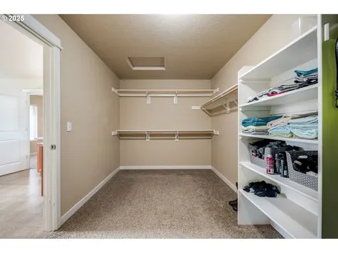 33800 NE Erin Drive Scappoose OR 97056