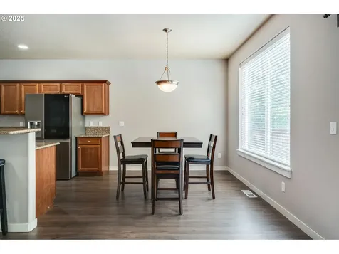 33800 NE Erin Drive Scappoose OR 97056