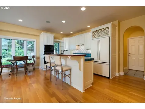 1081 NW Baker Crest Court Mcminnville OR 97128