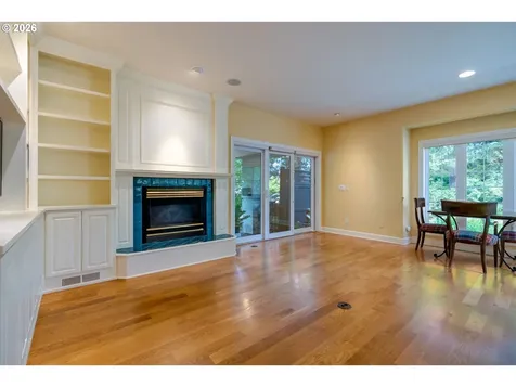 1081 NW Baker Crest Court Mcminnville OR 97128