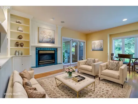 1081 NW Baker Crest Court Mcminnville OR 97128