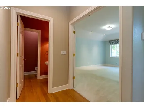 1081 NW Baker Crest Court Mcminnville OR 97128