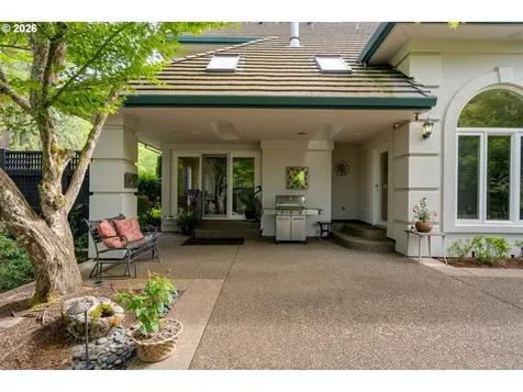 1081 NW Baker Crest Court Mcminnville OR 97128