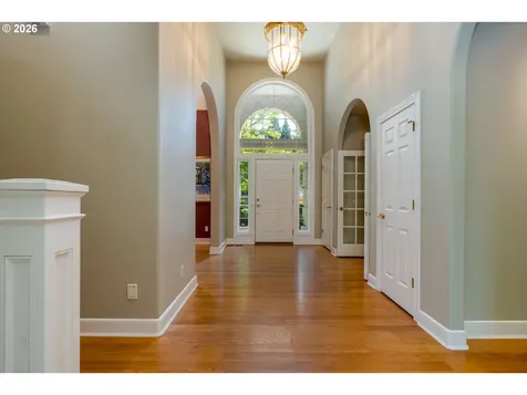 1081 NW Baker Crest Court Mcminnville OR 97128