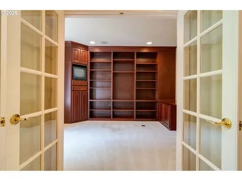 1081 NW Baker Crest Court Mcminnville OR 97128