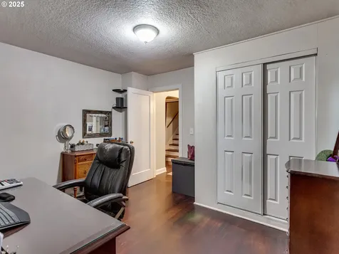 299 SW 3rd Avenue Canby OR 97013