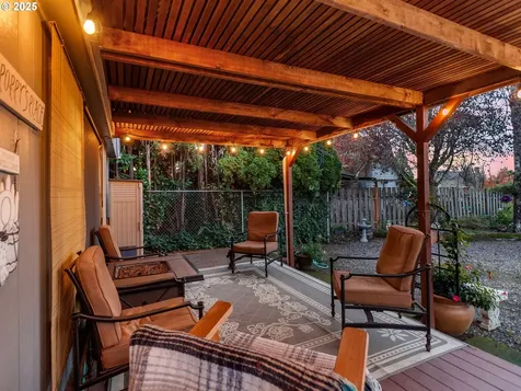 299 SW 3rd Avenue Canby OR 97013