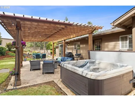 16355 NE Leander Drive Sherwood OR 97140