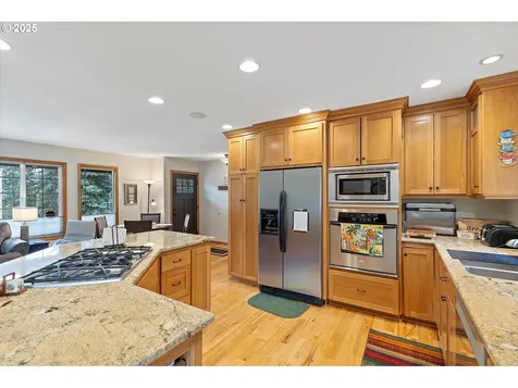 16355 NE Leander Drive Sherwood OR 97140
