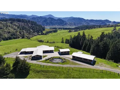 94621 N Bank Rogue River Road Gold Beach OR 97444