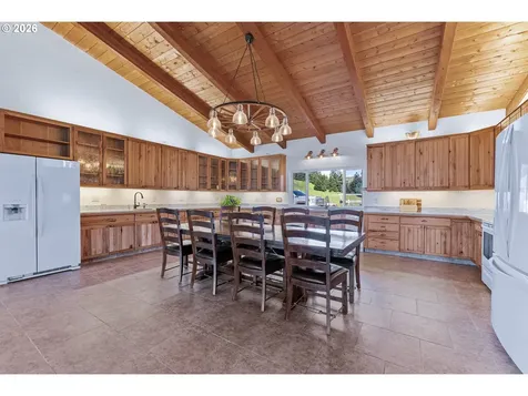 94621 N Bank Rogue River Road Gold Beach OR 97444