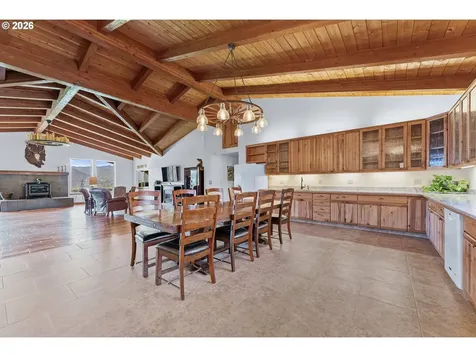 94621 N Bank Rogue River Road Gold Beach OR 97444