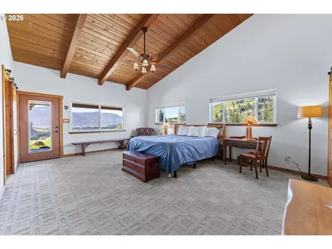 94621 N Bank Rogue River Road Gold Beach OR 97444
