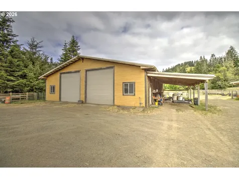 94621 N Bank Rogue River Road Gold Beach OR 97444