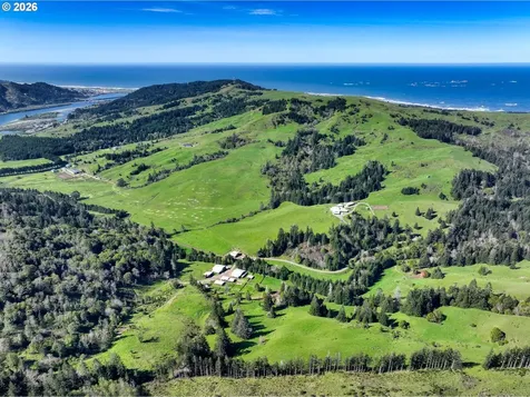 94621 N Bank Rogue River Road Gold Beach OR 97444