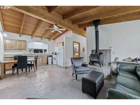 94621 N Bank Rogue River Road Gold Beach OR 97444