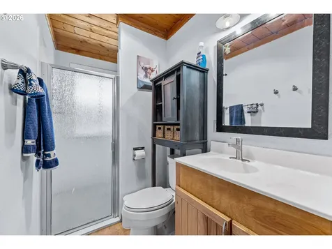 94621 N Bank Rogue River Road Gold Beach OR 97444
