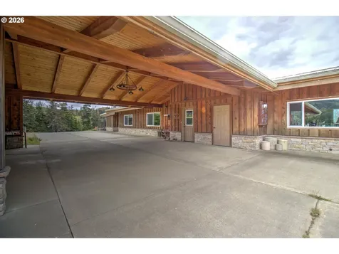 94621 N Bank Rogue River Road Gold Beach OR 97444