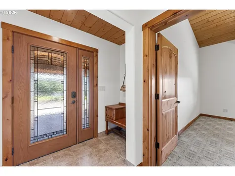 94621 N Bank Rogue River Road Gold Beach OR 97444