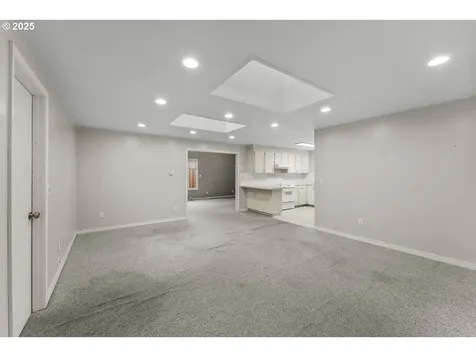 10220 SW Paulina Drive Tualatin OR 97062