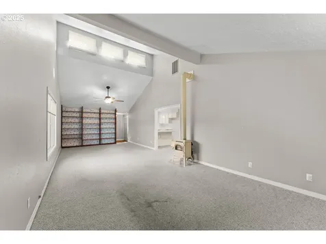 10220 SW Paulina Drive Tualatin OR 97062