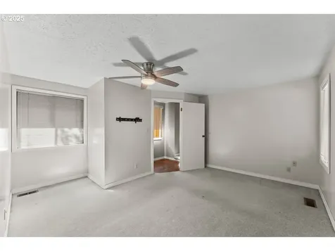 10220 SW Paulina Drive Tualatin OR 97062