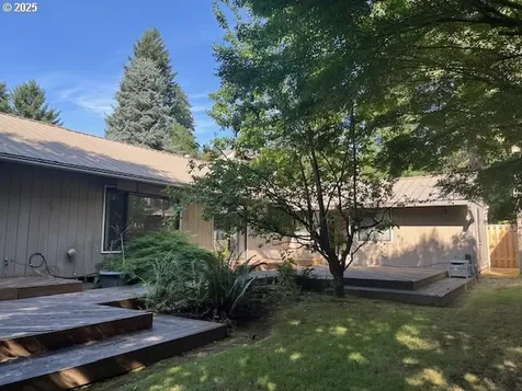 10220 SW Paulina Drive Tualatin OR 97062