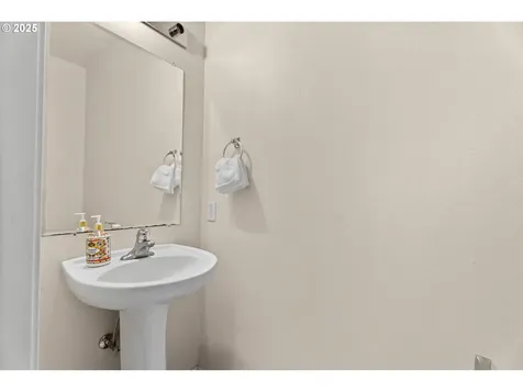20053 SW 54th Terrace Tualatin OR 97062