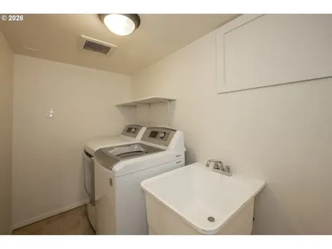 6038 NE 29th Avenue Portland OR 97211