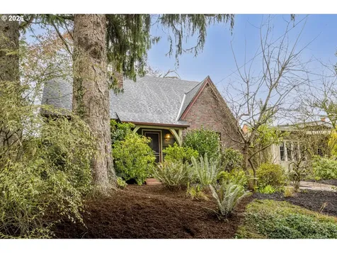 6038 NE 29th Avenue Portland OR 97211