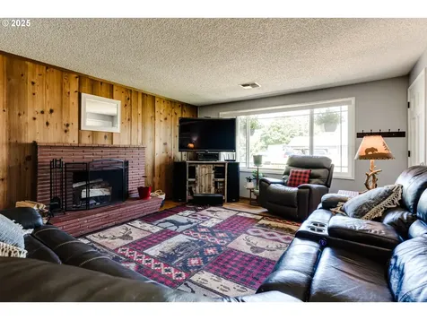 832 Fremont Avenue Eugene OR 97404