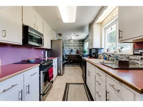 832 Fremont Avenue Eugene OR 97404