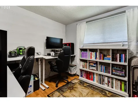 832 Fremont Avenue Eugene OR 97404