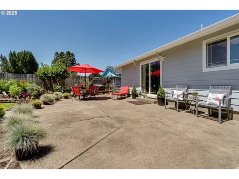 832 Fremont Avenue Eugene OR 97404