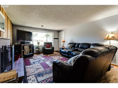 832 Fremont Avenue Eugene OR 97404