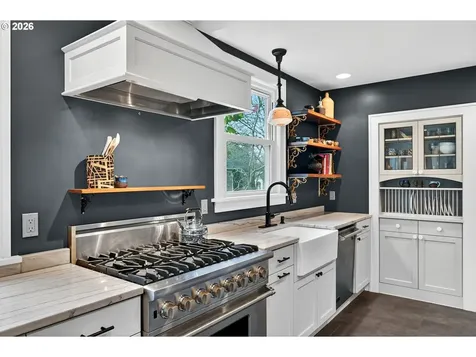 2705 NE 40th Avenue Portland OR 97212