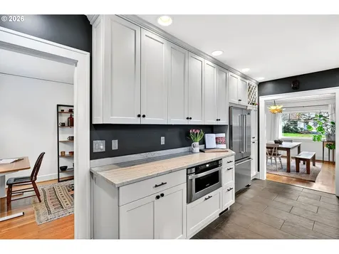 2705 NE 40th Avenue Portland OR 97212