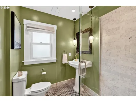 2705 NE 40th Avenue Portland OR 97212