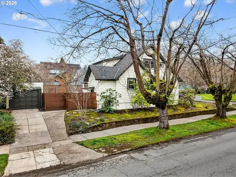 2705 NE 40th Avenue Portland OR 97212