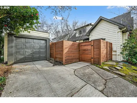 2705 NE 40th Avenue Portland OR 97212