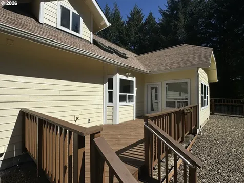 83269 Clear Lake Road Florence OR 97439