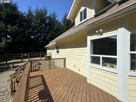 83269 Clear Lake Road Florence OR 97439
