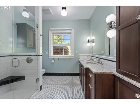 3441 E Burnside Street Portland OR 97214