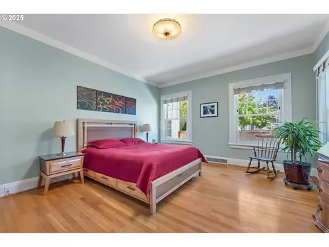 3441 E Burnside Street Portland OR 97214